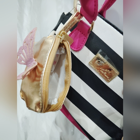 Super cute Betsey Johnson polka dot striped crossbody purse with embellishments - Picture 2 of 14